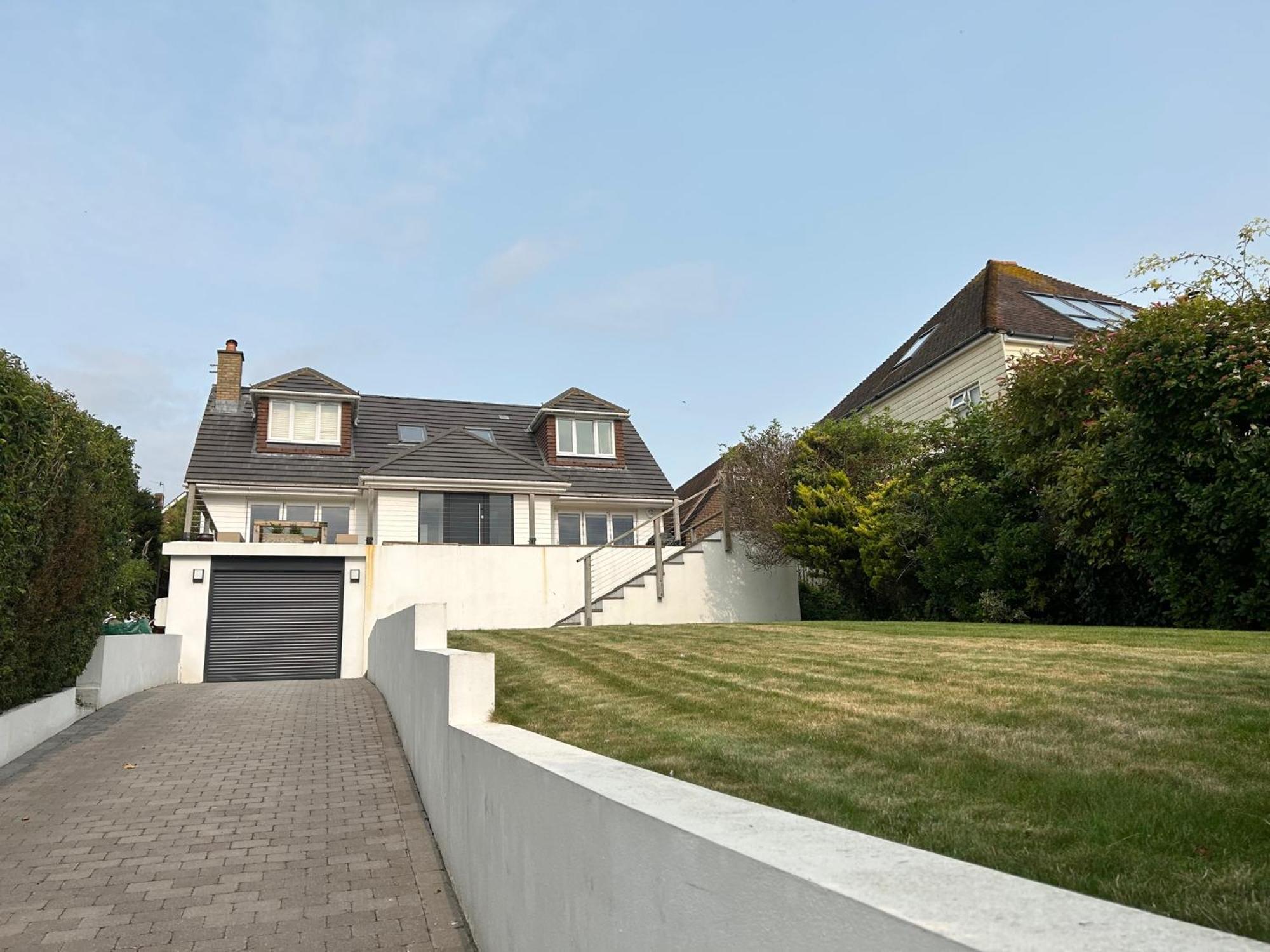 Sanctuary By The Sea With Large Room Including Lounge, Bathroom, Direct Garden Access & Free Parking Brighton Exteriör bild