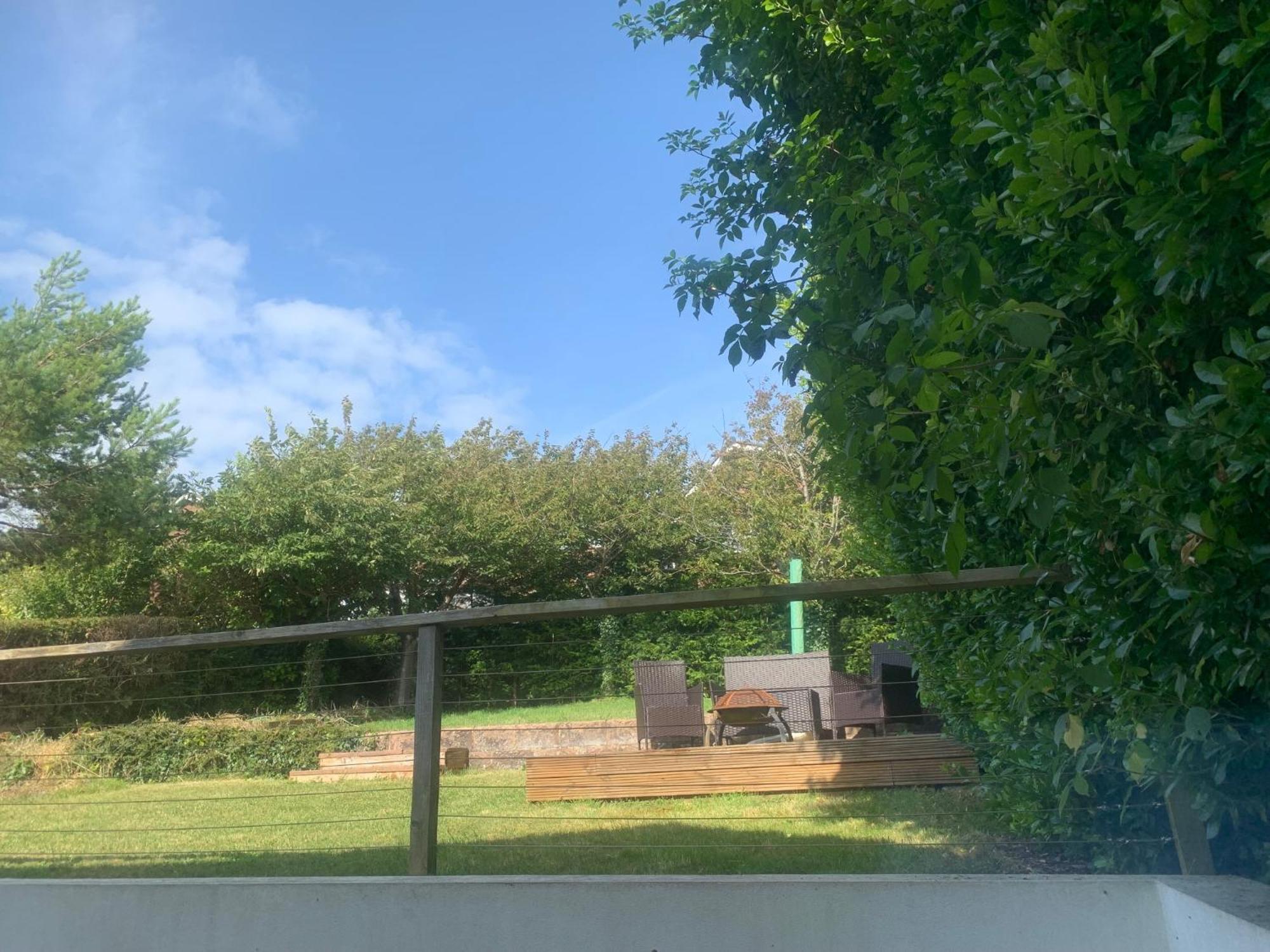 Sanctuary By The Sea With Large Room Including Lounge, Bathroom, Direct Garden Access & Free Parking Brighton Exteriör bild